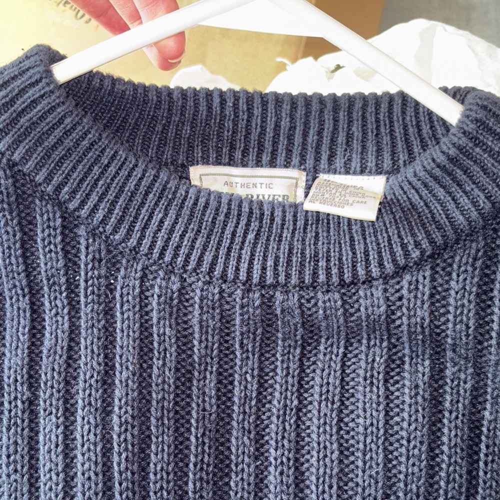 Authentic New River Men's Navy Sweater - Picture 7 of 7